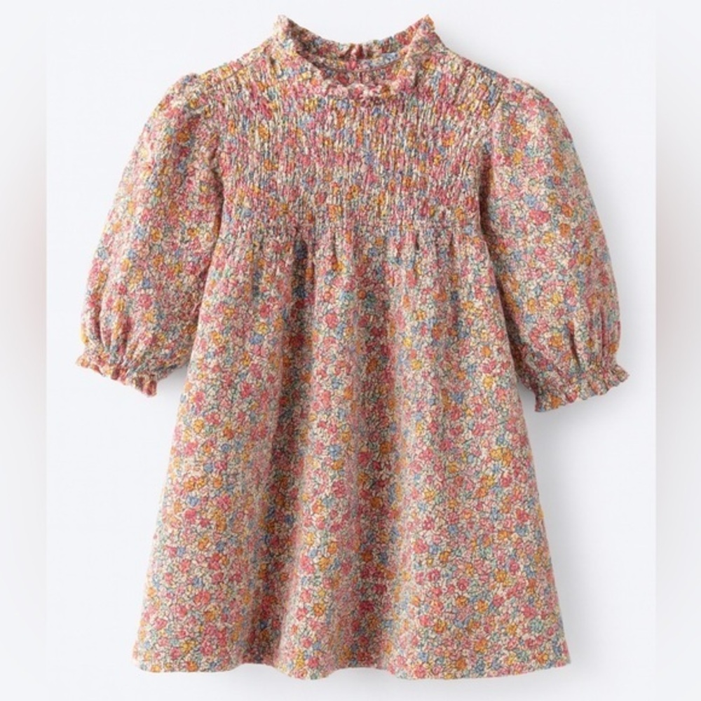 Zara Kids Girls Age 5-6 years Pink Floral Textured Knit Smocked Dress EUC #2416